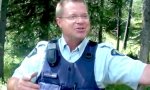 Funny Video : Der coolste Cop der Welt?
