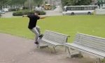 Lustiges Video : Skateboarder vs Bank