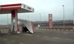 Seltsame Begegnung an der Tanke