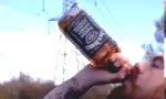 Funny Video : Flasche Whiskey auf Ex