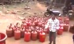 Lustiges Video - Gasflaschen aufladen 