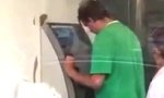 Lustiges Video : Vulkanausbruch am Geldautomaten