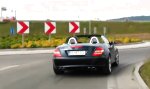 Netter Mensch in Mercedes Cabrio