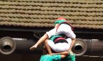 Funny Video : 10-stöckiger Menschenturm