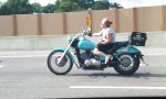 Lustiges Video : Auf Crystal mit der Harley unterwegs