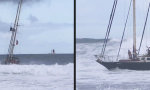 Lustiges Video : Wellenreiten mit dem Segelboot