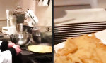 Lustiges Video : Perfekt platzierter Pfannkuchen flip!