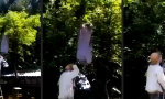 Funny Video : Der Bienenfänger