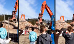 Lustiges Video : Bagger mit Ballgefühl