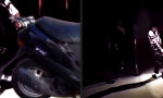 Lustiges Video : Den Roller aus dem Tiefschlaf holen