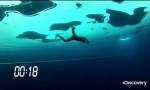Funny Video : 76 Meter unter einer Eisdecke